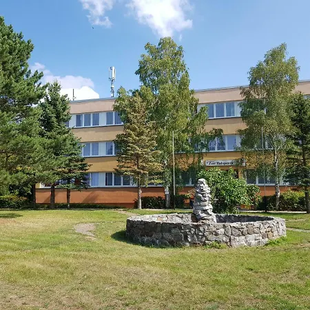Agroturismo Und Campingstell Und Zeltplatz An Der Talsperre Im Harz Altenbrak